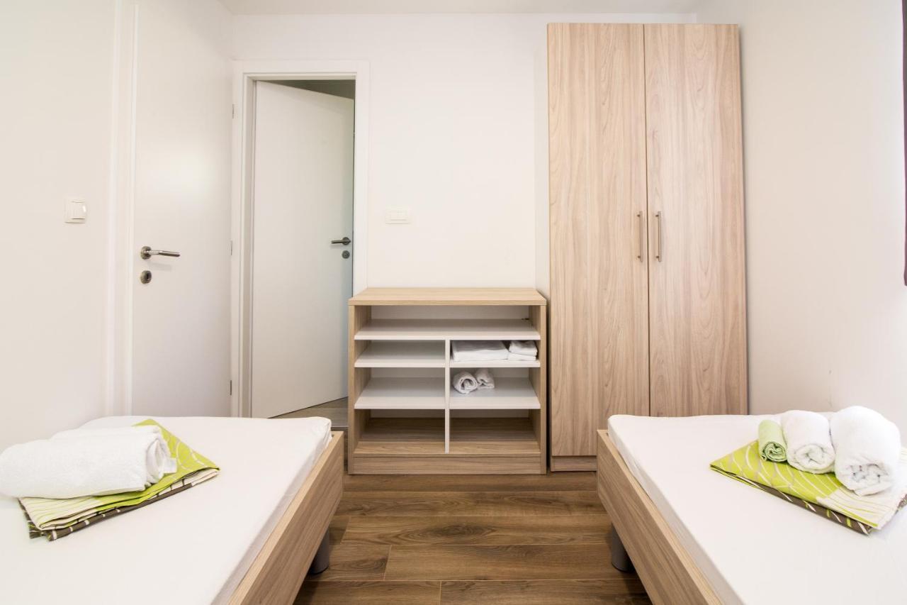 Luxury Mobile Homes Liza Biograd Na Moru Exteriör bild